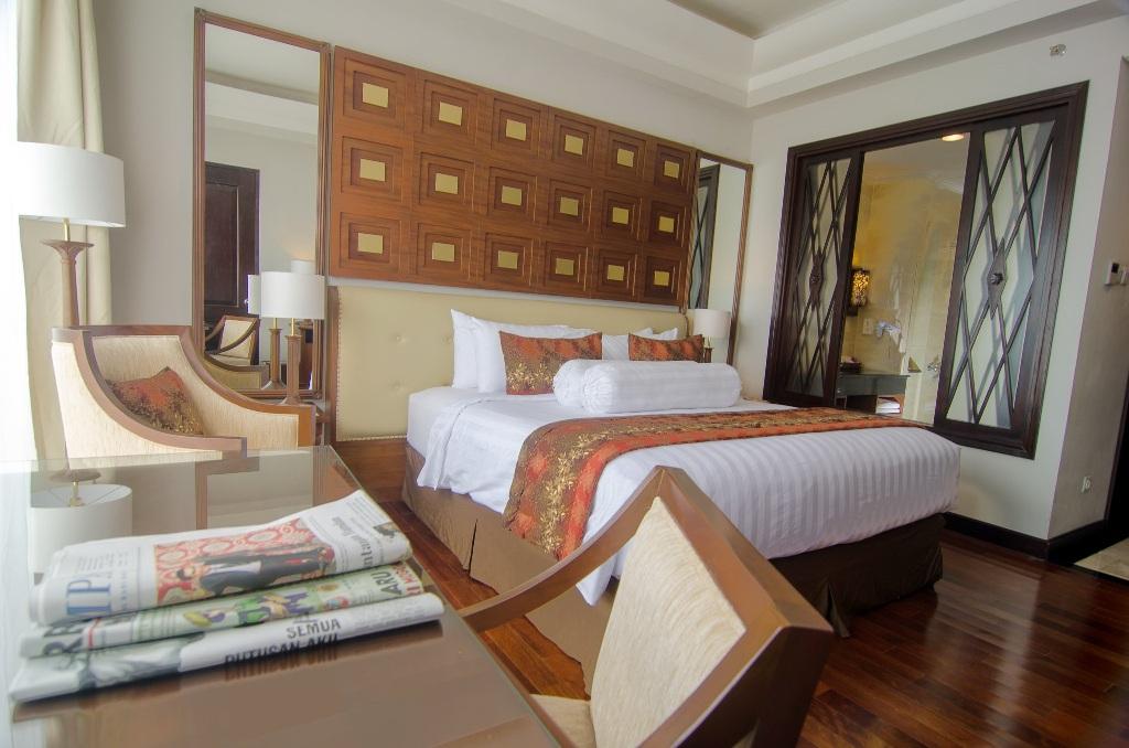 The Sunan Hotel Solo Exterior foto